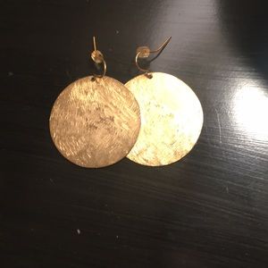 Women’s earrings